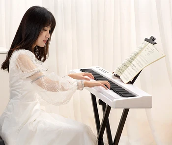 Dahili Hoparlör için 61 Tuşlu Taşınabilir Elektronik Org Müzik Aletleri Klavye Piyano