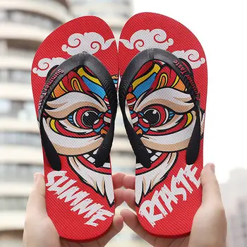 Yeni Flip Flop Erkekler için Çin Aslan Kafası Elemanları Moda Yaz Açık rahat ayakkabılar Bach Sandalet Rahat Kaymaz Slaytlar