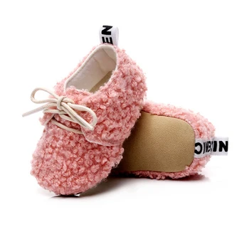 Yeni Kış Çocuk kısa çizmeler Bebek Artı Kadife Yumuşak Taban Dantel-up pamuklu ayakkabılar bebek ayakkabısı 0-24M